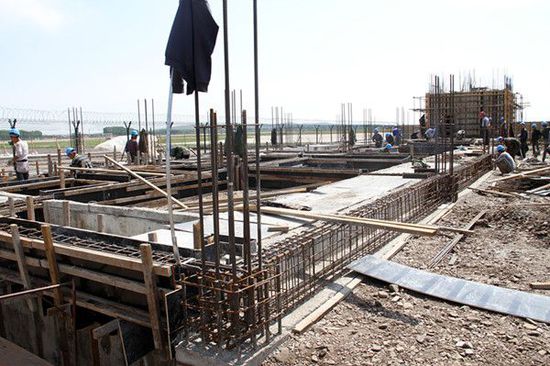 烏蘭浩特機場航站區(qū)擴建工程附屬工程開工建設(shè)_網(wǎng)易新聞中心