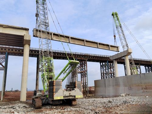澧水石門至澧縣航道建設(shè)工程改建艷洲澧水大橋工程橋梁拆除全部完成